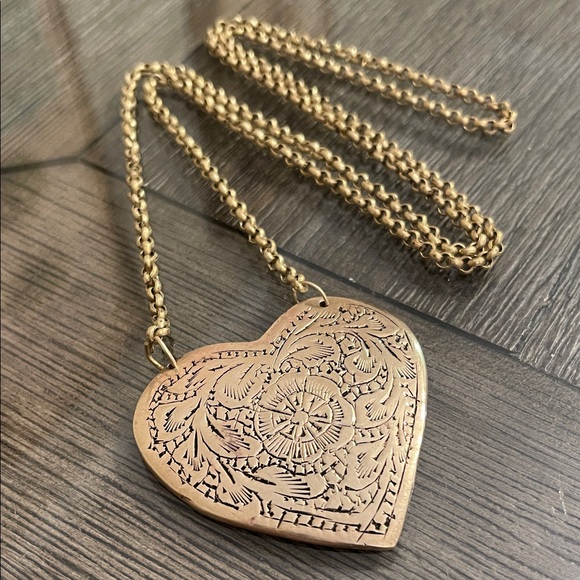 Vintage Jewelry - Vintage Brass Etched Heart Pendant with Rolo Chain Necklace